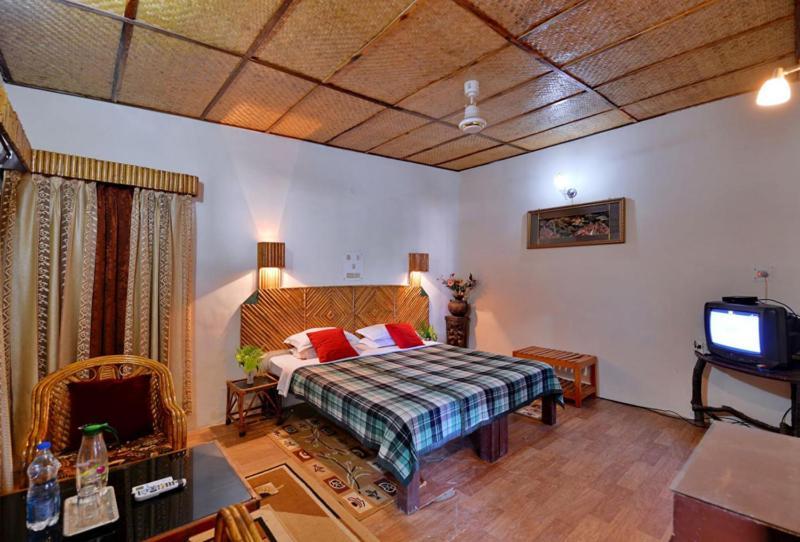 Golbro Tiger View Resort Tala  Экстерьер фото